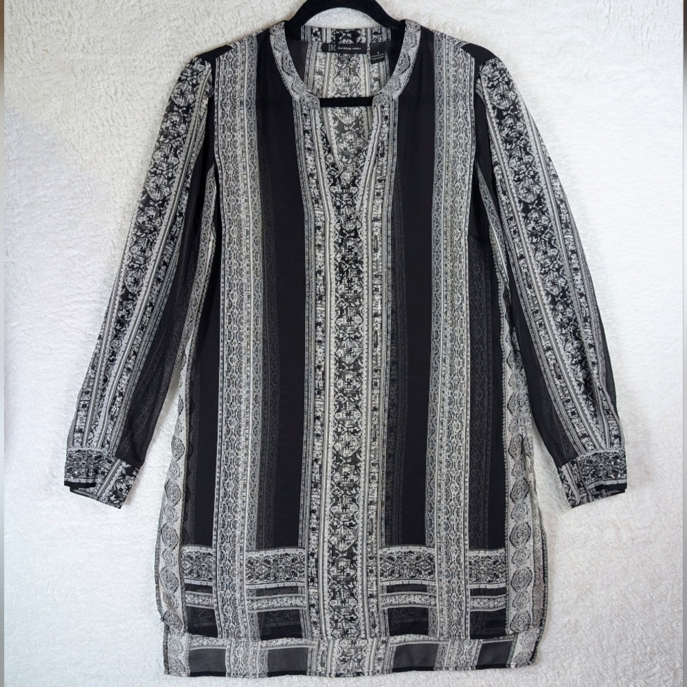 355-INC Black and White Patterned‎ Long Sleeve Dress